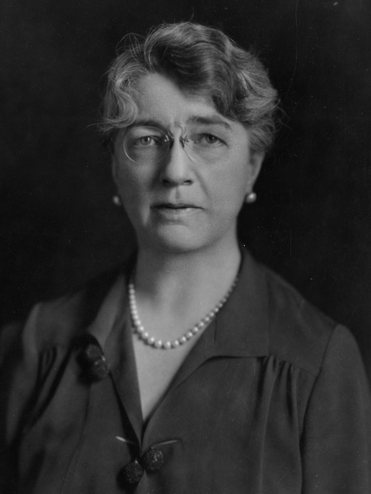 Photograph Of Louise Pearce (1885 1959) (Cropped)