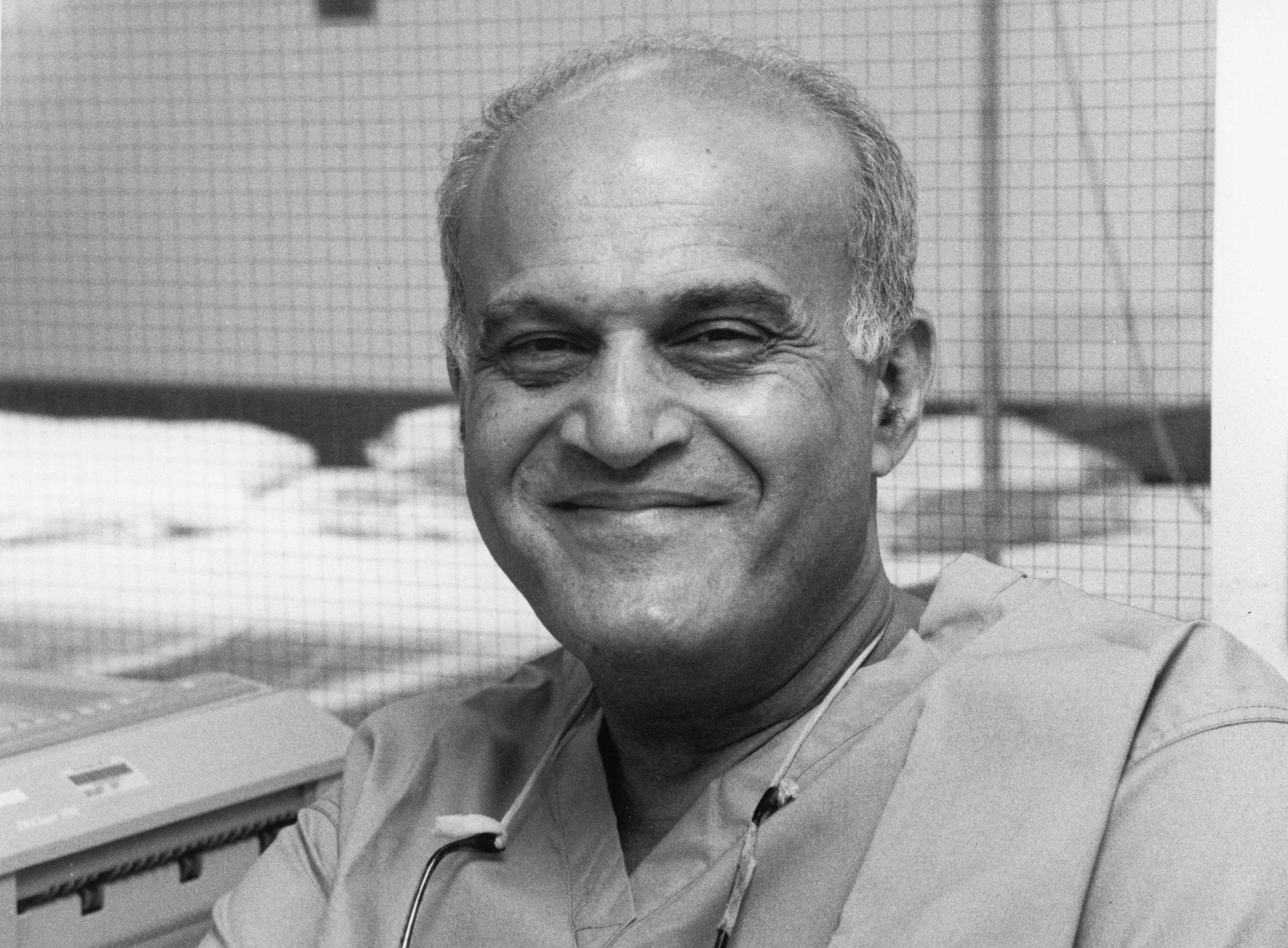 Pearson 32 Prof Magdi Yacoub Front Cover Photo (1)