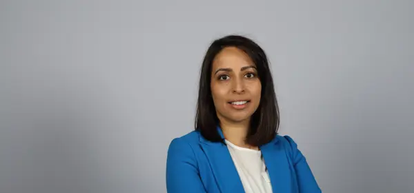 Latifa Patel headshot, 12:5, 3:2